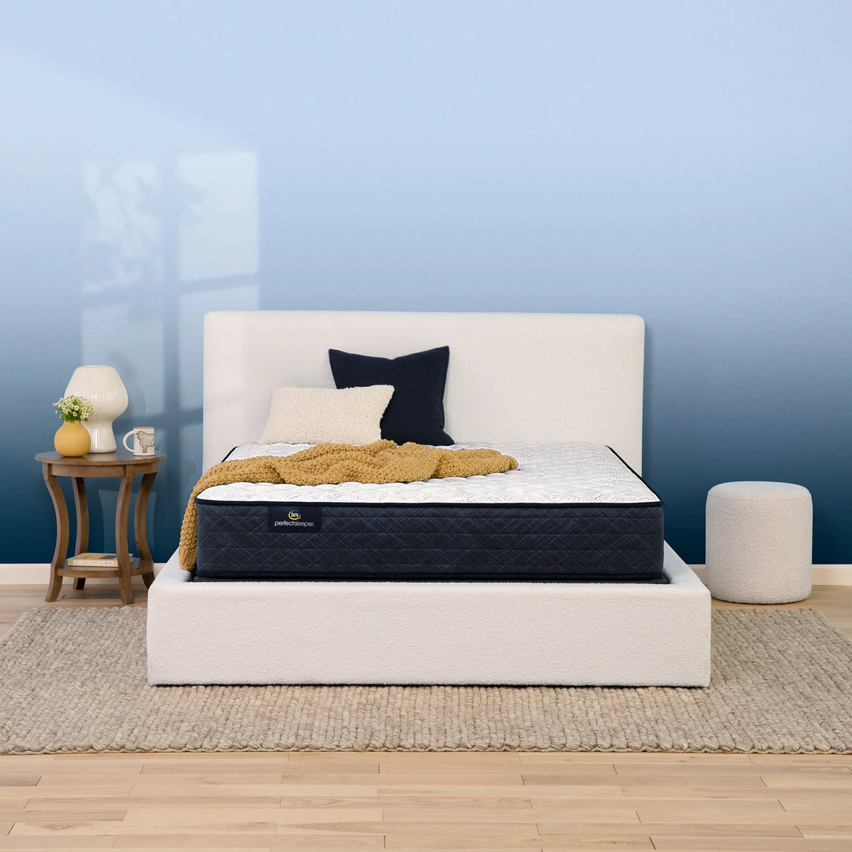 10.5 Firm Innerspring Mattress Set U821871
