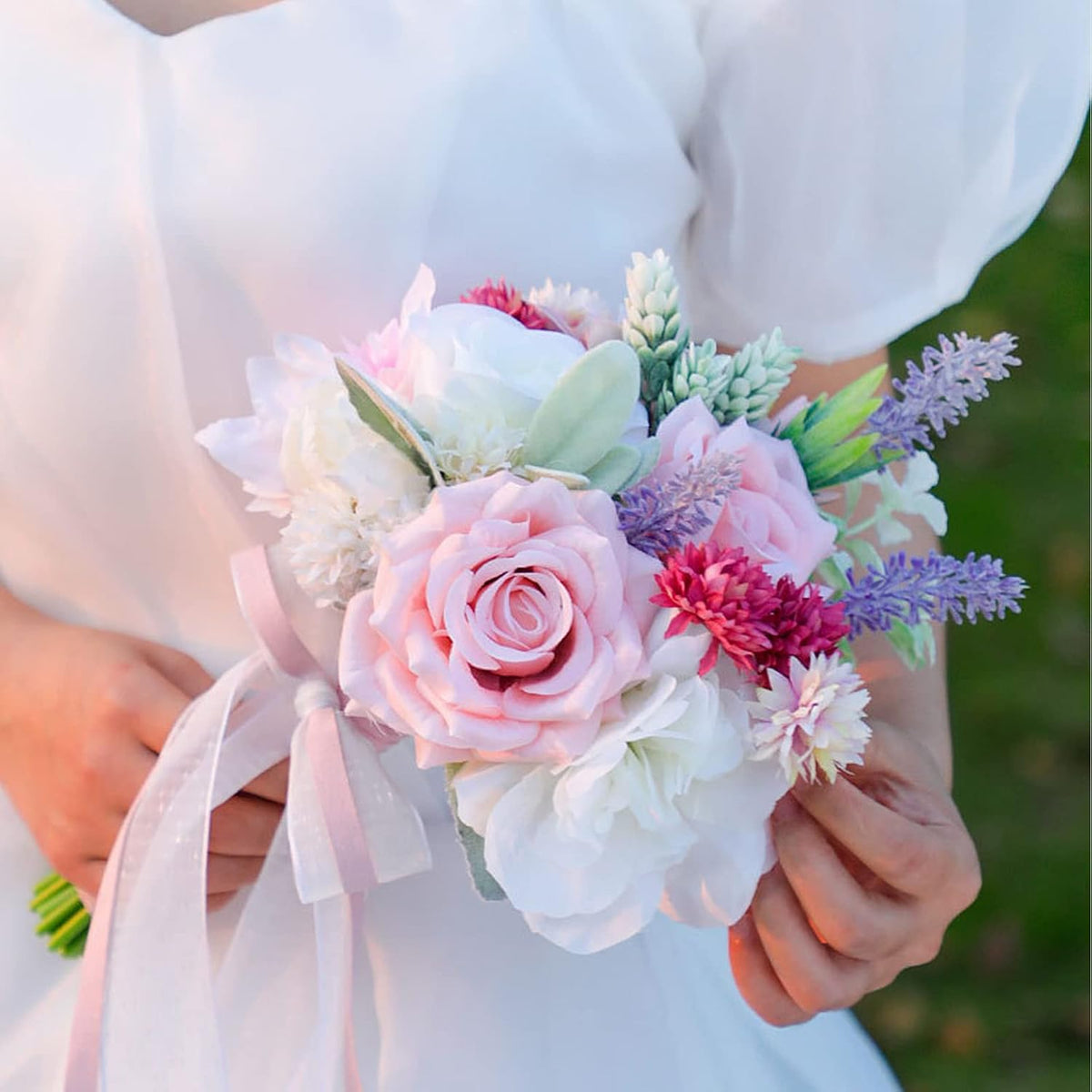 8.7 Inch Artificial Silk Rose Bridal Bouquet C919431