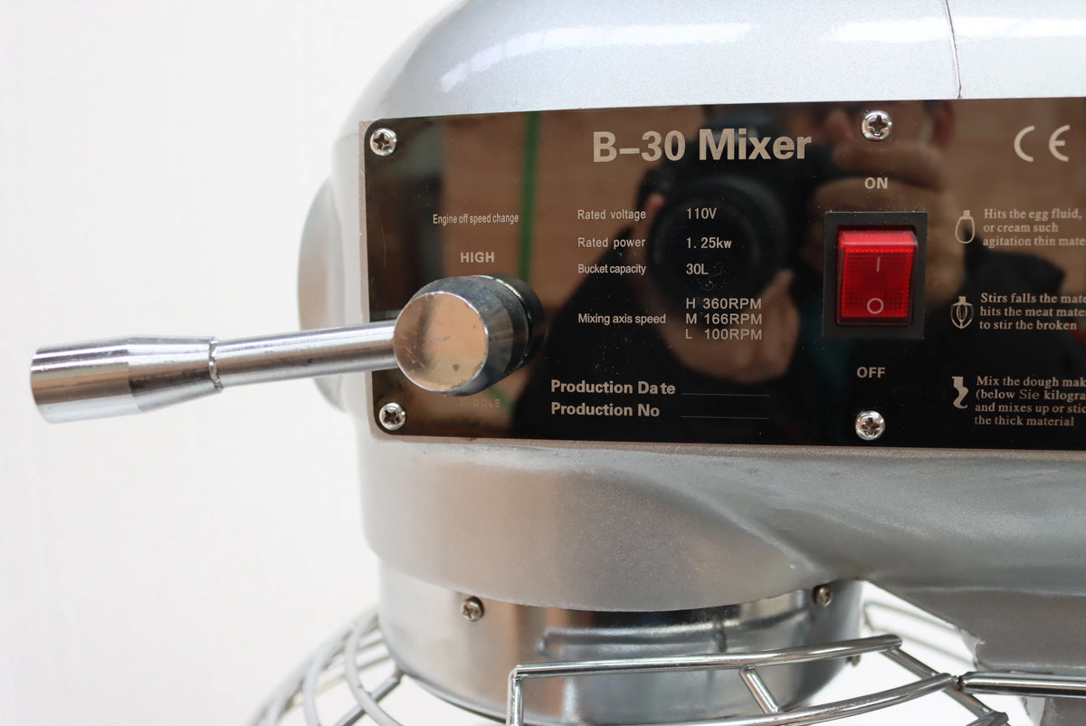 30L Electric Dough Mixer with 3 Stainless Steel Beater M8363