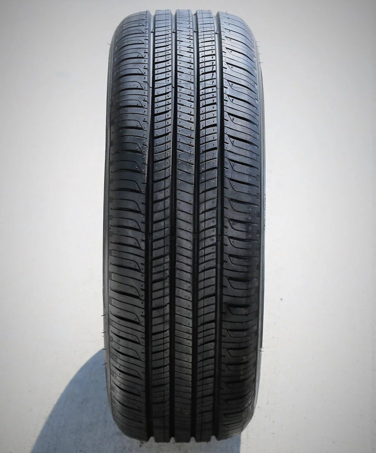 All Season 215/55R16 93H Passenger Tire Q35082
