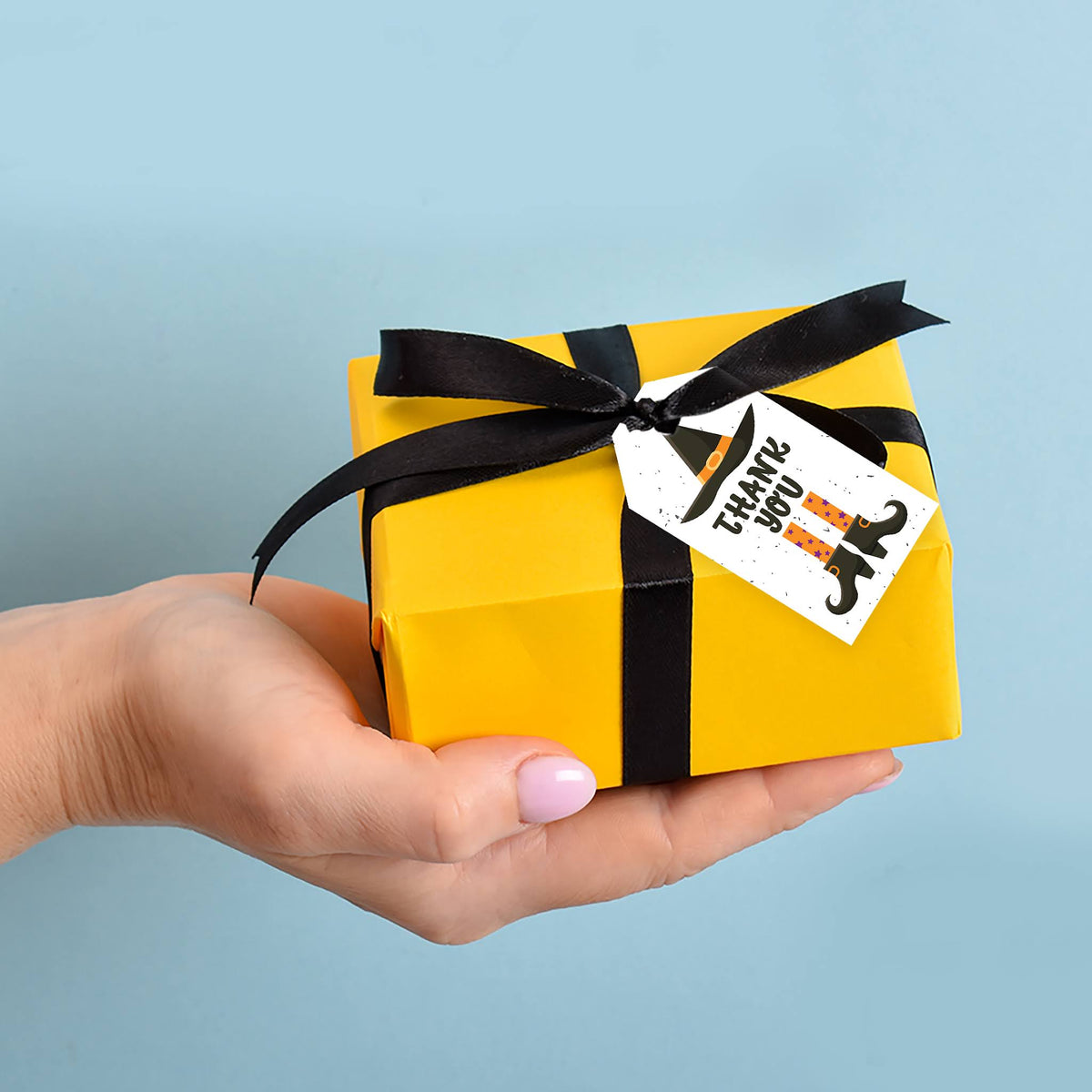 100-Pk Halloween Gift Tags With String R809